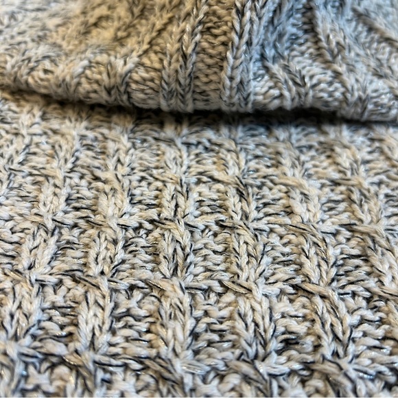 Free People Grey Cropped Knit Long Sleeve Turtle Neck Sweater - M. - Picture 6 of 10